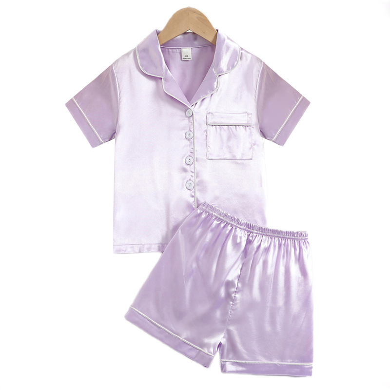 Užsienio prekyba, tarpvalstybinė, vaikiška, vasarinė, trumpomis rankovėmis, vienspalvis kostiumas, imitacinis šilkas, namų drabužiai vidutiniams ir dideliems berniukams bei mergaitėms.