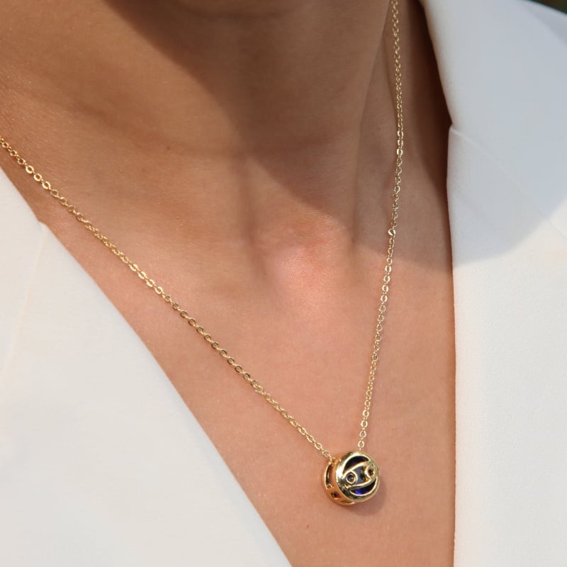 Karštai parduodamas žalvarinis dvipusis apvalus tuščiaviduris gruodžio spalvos cirkonio gimimo akmens dvylikos žvaigždynų pakabukas-vėrinys su tarpsieniu