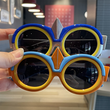 Laste polariseeritud päikeseprillid Ultraman silikoonist beebiprillid Lahedad UV-kaitsega poiste moe päikeseprillid Sun Wukong