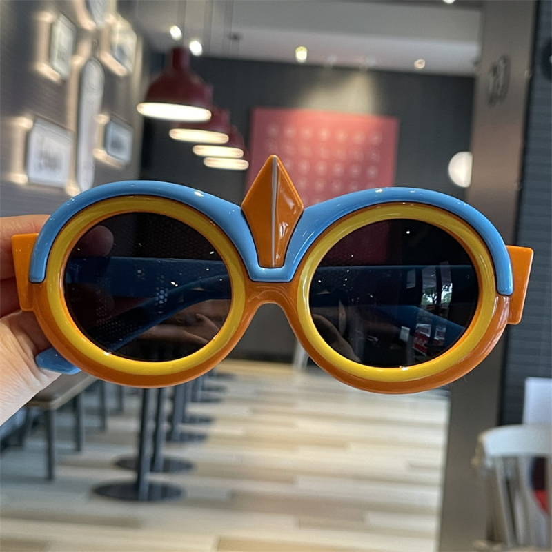 Laste polariseeritud päikeseprillid Ultraman silikoonist beebiprillid Lahedad UV-kaitsega poiste moe päikeseprillid Sun Wukong