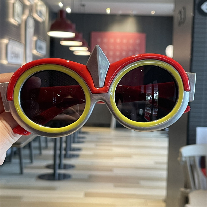 Laste polariseeritud päikeseprillid Ultraman silikoonist beebiprillid Lahedad UV-kaitsega poiste moe päikeseprillid Sun Wukong