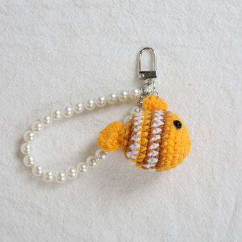 Δημιουργικό χειροποίητο πλεκτό κλόουν μενταγιόν ψαριών υφαντό μαλλί υφασμένο κρεμαστό πολύχρωμο μπρελόκ ψαριών με μαργαριτάρια