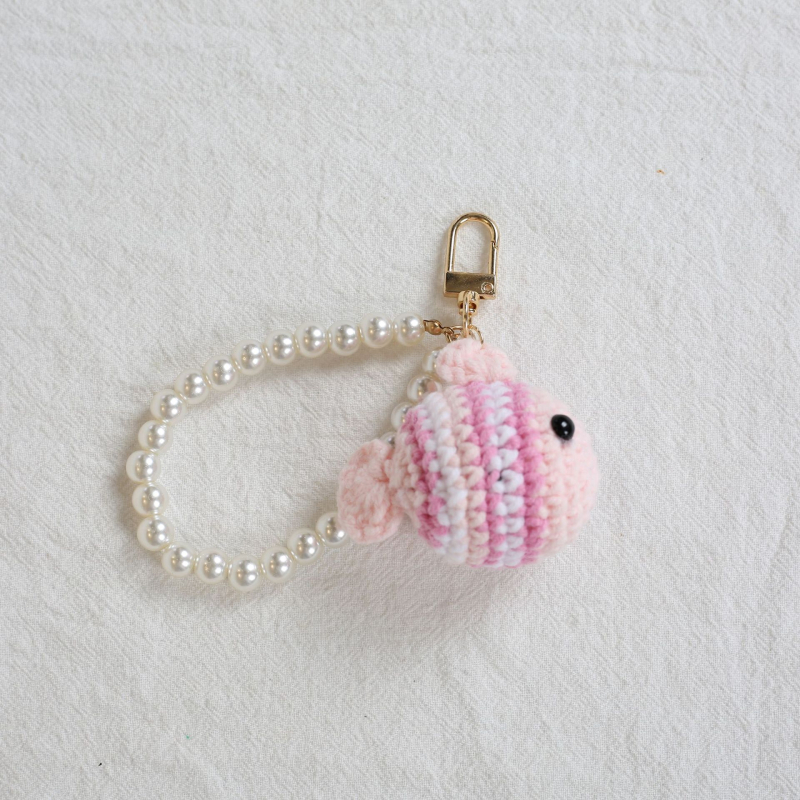 Δημιουργικό χειροποίητο πλεκτό κλόουν μενταγιόν ψαριών υφαντό μαλλί υφασμένο κρεμαστό πολύχρωμο μπρελόκ ψαριών με μαργαριτάρια