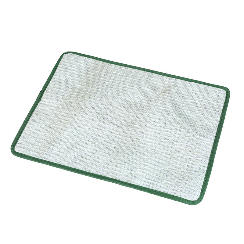 Sandėlyje yra tarpvalstybinis karšto pardavimo šunų šlapinimosi imitacijos vejos dresūros kilimėlis plaunamas naminių gyvūnėlių kačių šunų vejos vyniojimo vystyklų kilimėlis