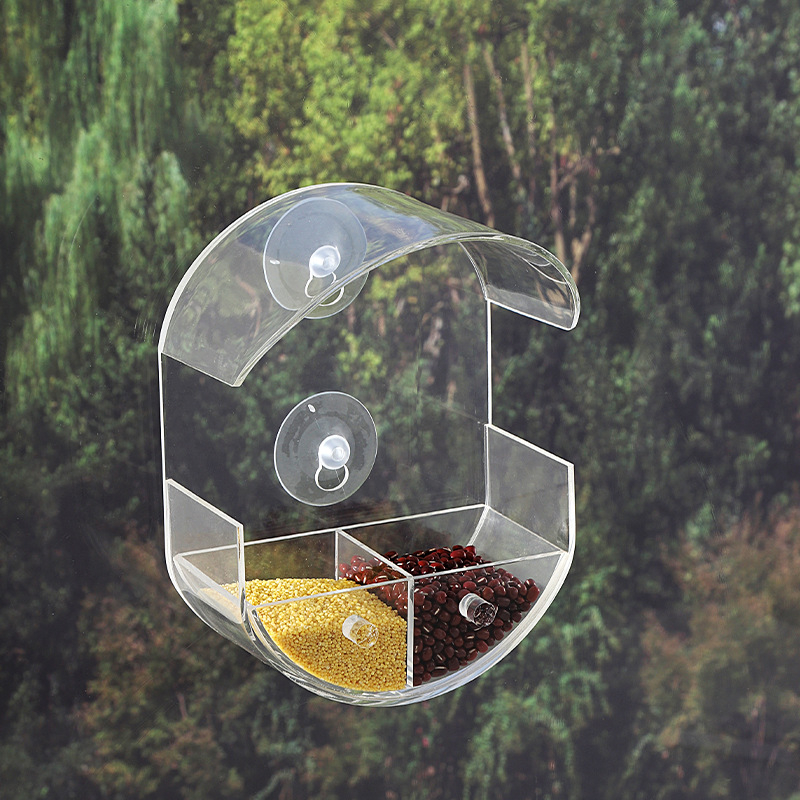 Tarpvalstybinis akrilinis paukščių narvelis, skaidrus, mažas naminių paukščių sieninis tiektuvas, lauko adsorbcinis plastikinis paukščių lesyklėlė