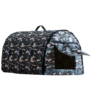 Φθινόπωρο και χειμώνας ζεστό αδιάβροχο αγάπη αδέσποτα ζώα τόξο σπίτι φωλιά γάτας κρύο χιόνι σκηνή σκύλος κλουβί φωλιά κατοικίδιων ζώων