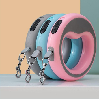 Uus automaatne sissetõmmatav koerarihm suurtele, keskmistele ja väikestele koertele mõeldud lemmikloomarihm õues kasutamiseks mõeldud koerajalutamise rihm koeraketiga