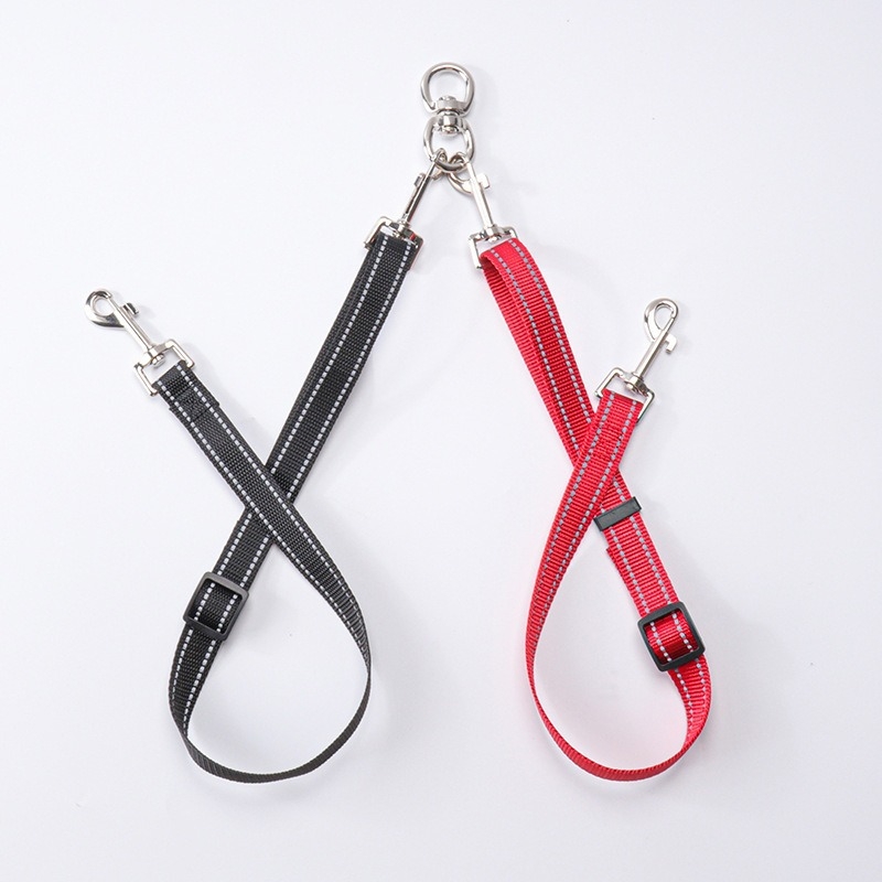 Amazoni piiriülene plahvatuslik kahesuunaline helkurrihm, mis on reguleeritav ilma sasipuntrateta ja eemaldatav 2-ühes mitme koera jaoks.