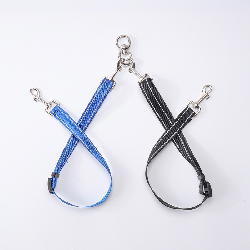 Amazoni piiriülene plahvatuslik kahesuunaline helkurrihm, mis on reguleeritav ilma sasipuntrateta ja eemaldatav 2-ühes mitme koera jaoks.