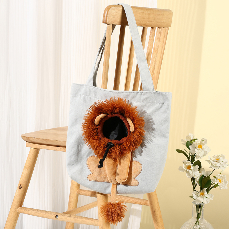 Väike lemmikloomade lõuendist väljasõidukott kassidele ja koertele, lemmikloomakott, mis paljastab väikese lõvikujulise õlakotti laos