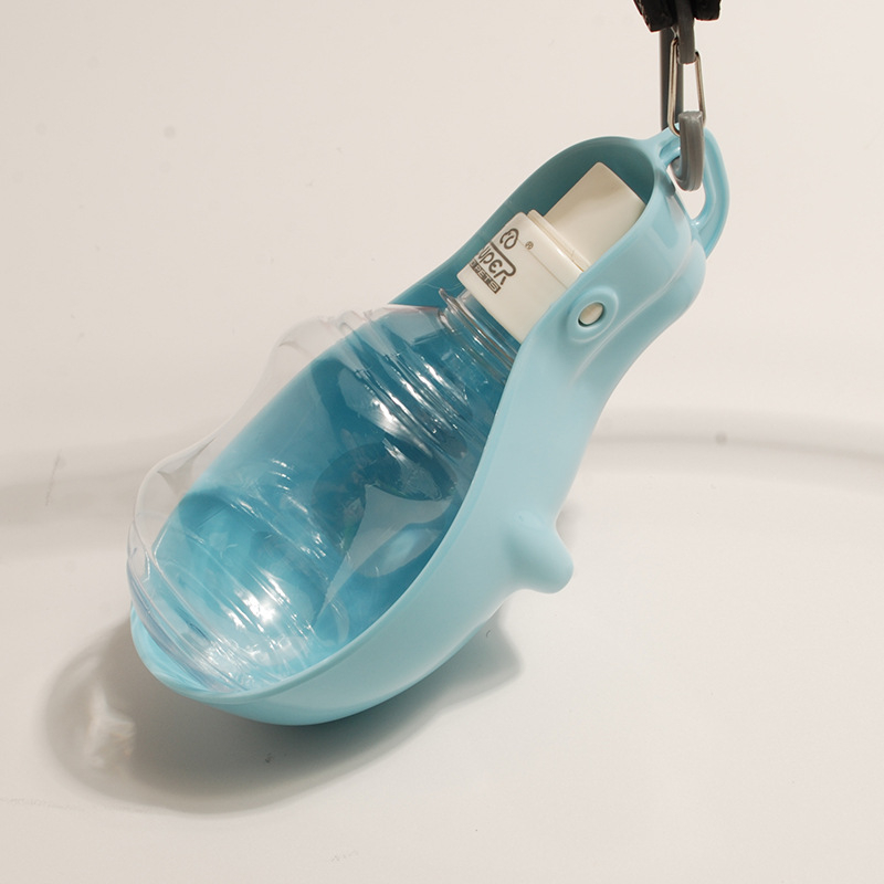 Hupu koera joogiveepudel, kaasaskantav koeraga jalutamise mängukaru joogifontään, lemmikloomade väljasõidutarbed, kassi joogiveeklaas