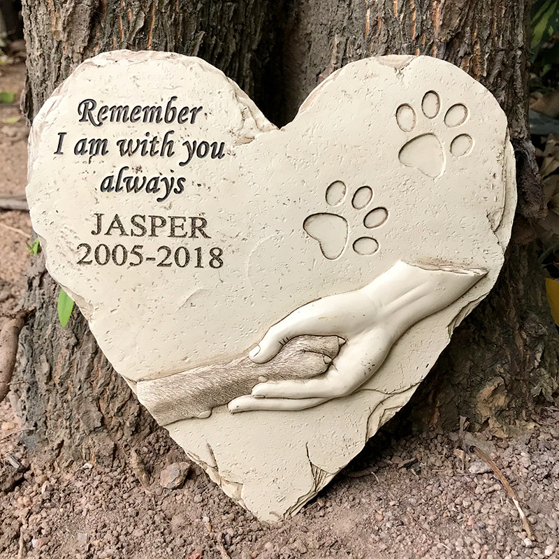 Tarpvalstybinis personalizuotas kūrybingas širdies formos šuniuko atminimo augintinio antkapio dervos amatų lauko dekoravimo gamyklos tiekimas