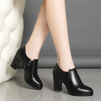 Νέα μονόπατα για την άνοιξη και το φθινόπωρο του 2025, ψηλοτάκουνα, αδιάβροχα, πλατφόρμα, χοντρό τακούνι, επένδυση από φλις, βαθιά στόμα, μαλακή σόλα, γυναικεία μαύρα δερμάτινα παπούτσια