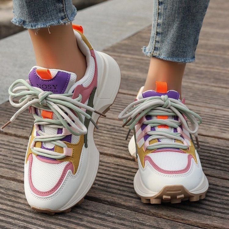 Versiunea coreeană a noilor pantofi Torre pentru femei, pentru primăvara anului 2025, pentru studenți, care alergă sport, cu talpă groasă, pantofi casual sporiți, lot de comerț exterior