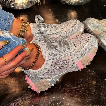 Ευρωπαϊκά παπούτσια μπαμπά μεγάλου μεγέθους με χοντρή σόλα και στρας για γυναίκες 2025 Νέα μοντέρνα μοντέρνα πλατφόρμα casual sneakers