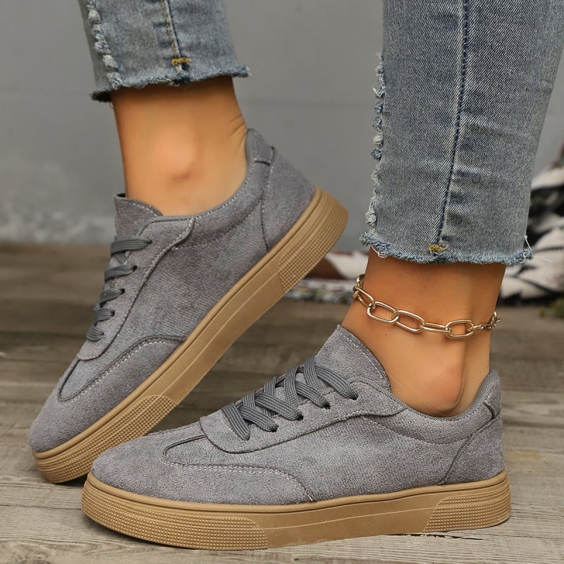 Pantofi sport de dimensiuni mari pentru comerț exterior 2025, pantofi eleganti cu vârf rotund pentru femei, pantofi sport casual cu dantelă albă, en-gros