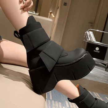 Γυναικείες μπότες Martin με χοντρή σόλα 8cm και επένδυση από φλις, ψηλόμεσες, κοντές μπότες Puffin για το φθινόπωρο και τον χειμώνα του 2025, βρετανικού στιλ, βαμβακερές μπότες.