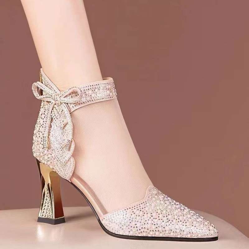 Sandale de vară pentru femei, din piele naturală moale, cu vârf ascuțit, cu diamant, la modă, versatile, cu plasă, respirabile, cu arc, cu gol, mărime mare, comerț exterior