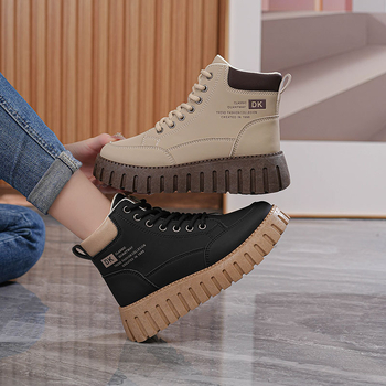 Čizme Britanski stil 2025 Nove proljetne vodootporne kožne moderne čizme za mršavljenje Male visoke ležerne čizme F364