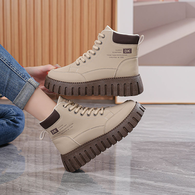 Čizme Britanski stil 2025 Nove proljetne vodootporne kožne moderne čizme za mršavljenje Male visoke ležerne čizme F364