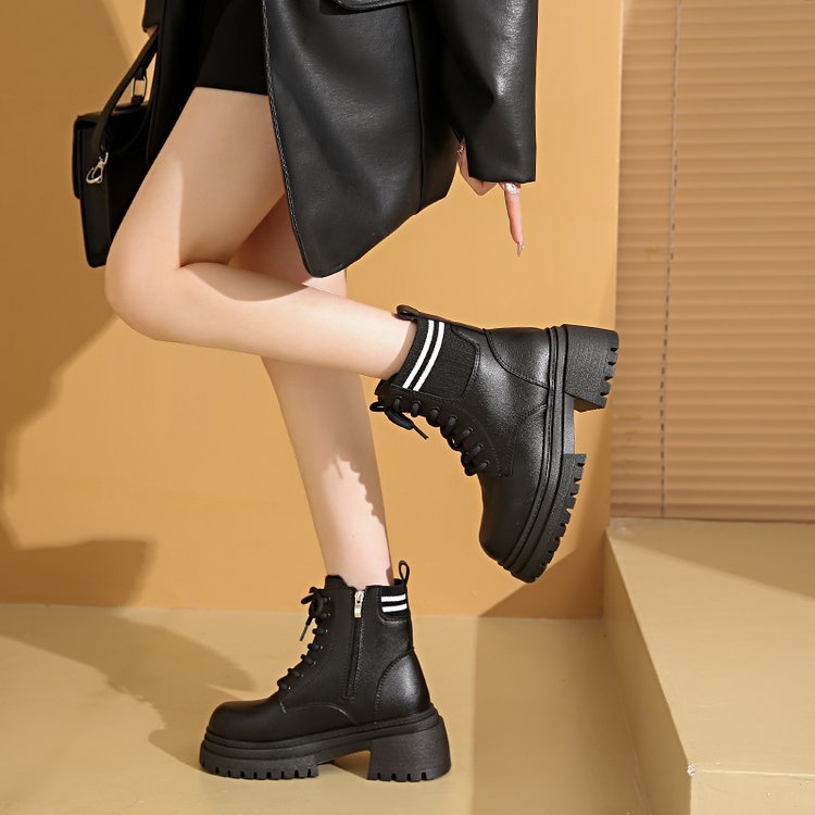 Cizme Martin plus size pentru femei, toamna și iarna, cu fund gros, albe, all-match, cizme britanice, cu explozii mici, cizme scurte, Maillard, cizme de toamnă timpurie