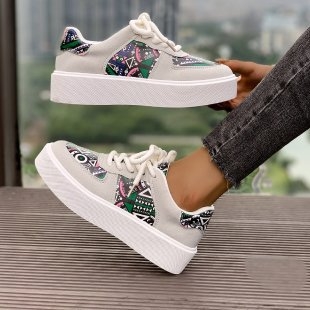 Παπούτσια πλατφόρμας 2024 διασυνοριακά νέα ρηχά μπροστινά δαντέλα με χαμηλό πάνω μέρος εξωτερικού εμπορίου συν μέγεθος μόδας αθλητικά γυναικεία casual παπούτσια