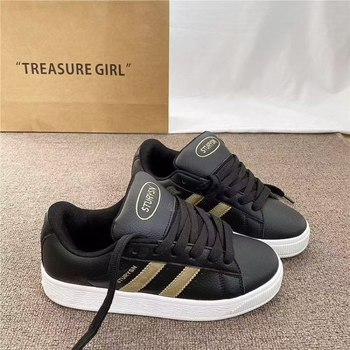 Honkongo stiliaus vintažiniai poros originalūs duonos bateliai moterims, madingi 2024 m. žiemos nauji laisvalaikio balti batai, „Desun Board“ bateliai