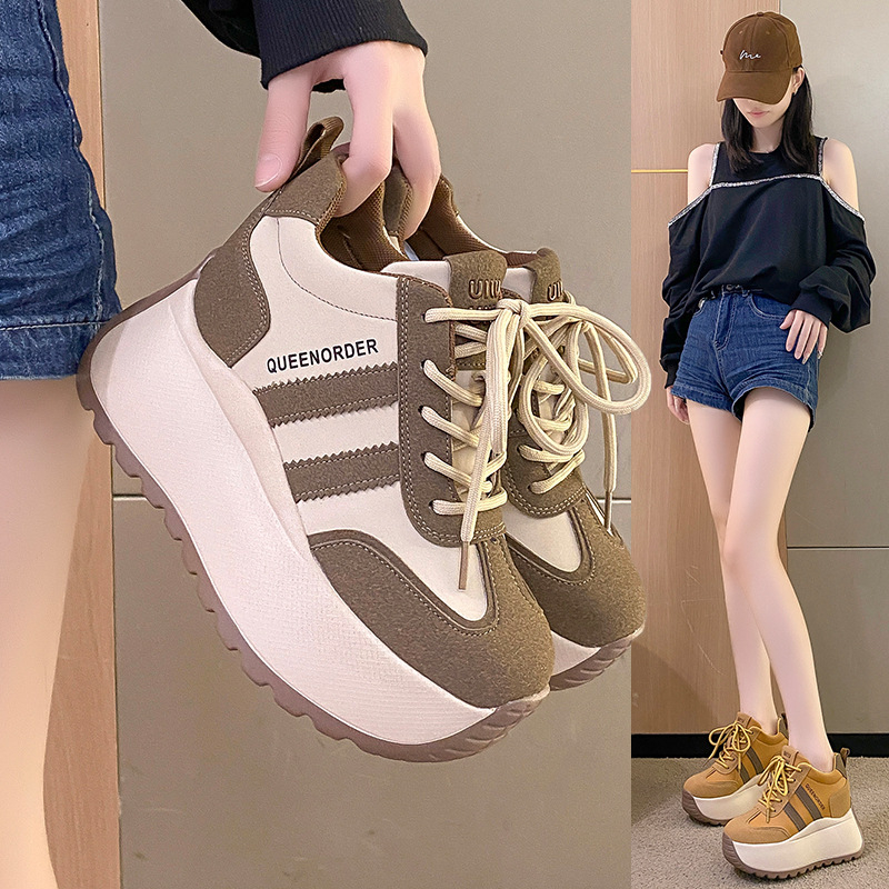 Tenisice za povećanje visine u korejskom stilu 2025. Novi model za sitne osobe, svestrane retro platforme s debelim potplatom za ležerne sportske cipele