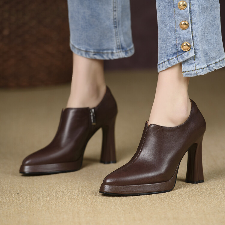 Ženske cipele s visokom petom, proljeće 2025., novi europski i američki stil, vodootporne, platforma, debela peta, modne cipele s dubokim ustima, jednoslojne cipele, gležnjače