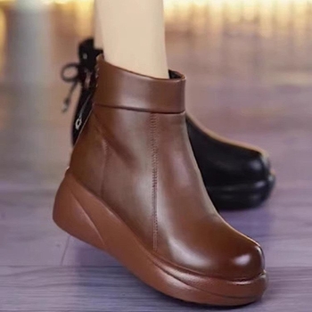 Prekogranične jesenske i zimske nove kratke čizme s flis podstavom za žene srednjih godina, s debelim dnom, neklizajuće, tvorničke veleprodajne martin čizme