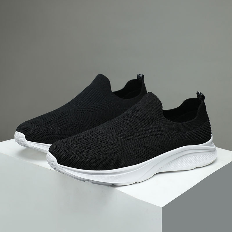 Nove ljetne muške cipele za 2022., slip-on, muške leteće pletene, prozračne, plus size slip-on, lijene, ležerne cipele