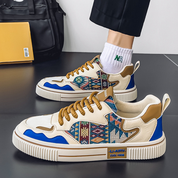 2025 Nove ljetne tenisice za muškarce, sportske i ležerne cipele u korejskom stilu, moderne tenisice s debelim potplatom za mlade, muške, veleprodaja