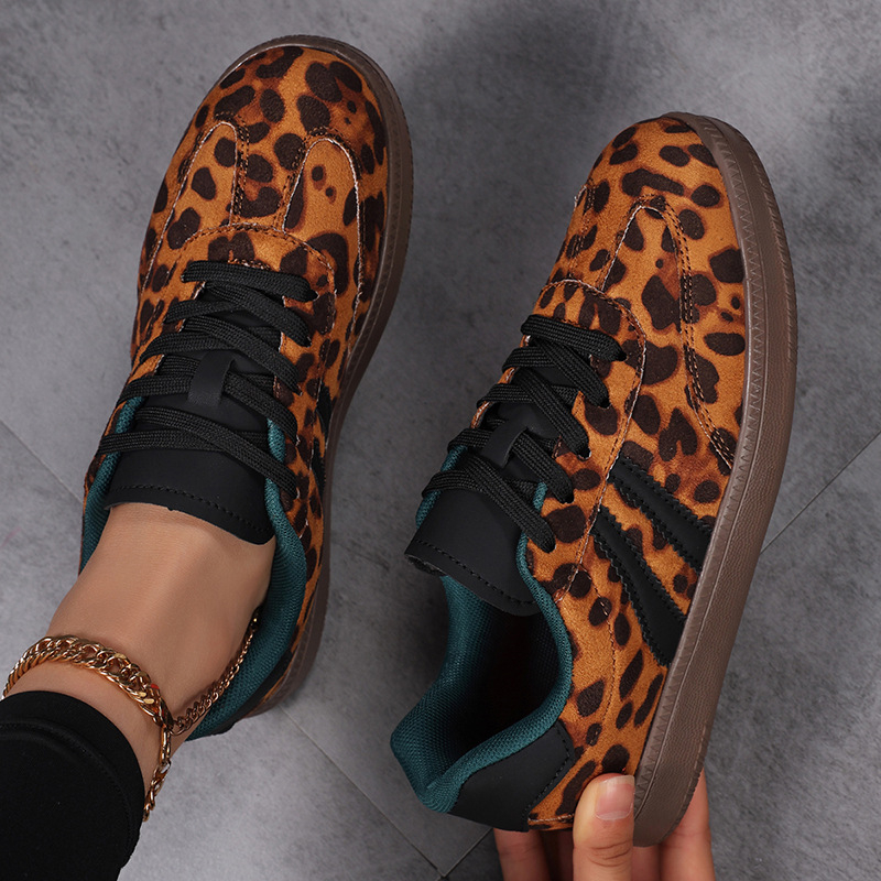 Ženske cipele za vanjsku trgovinu preko granice 2025. Nove leopard printane ležerne ravne cipele, svestrane ravne modne sportske ženske cipele