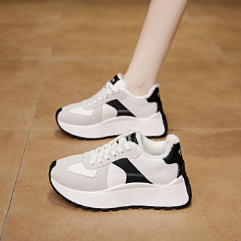 Νέα γυναικεία παπούτσια για μπαμπά με επένδυση από φλις σε κορεατικό στιλ, αθλητικά παπούτσια εξωτερικού χώρου, casual παπούτσια, casual γυναικεία παπούτσια με χοντρή σόλα που αυξάνουν το ύψος