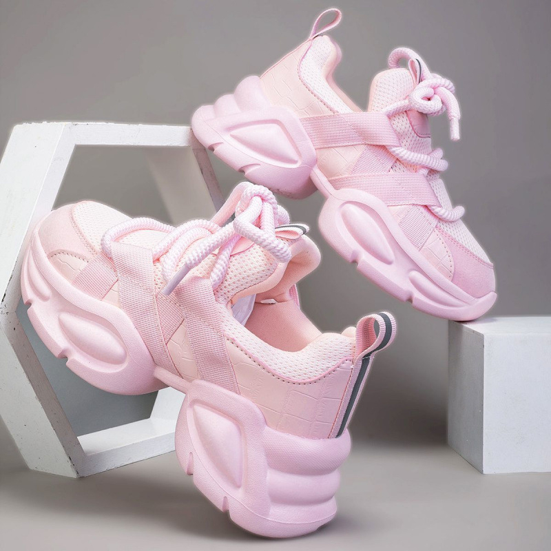 2025 Pantofi casual din plasă noi, la modă și versatili, pantofi sport casual cu talpă groasă și respirabilă, pantofi pentru femei care cresc în înălțime pentru tătici