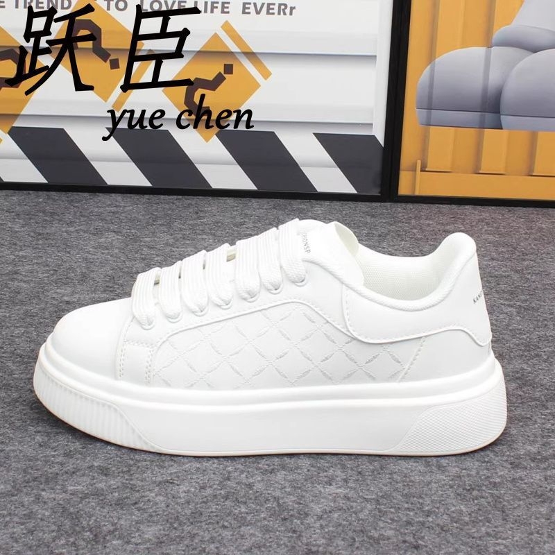 Novi trendi sportske cipele za slobodno vrijeme, male bijele cipele za muške cipele, lagane, univerzalne, neklizajuće, cipele za povećanje visine, eksplozivno debelo meko dno