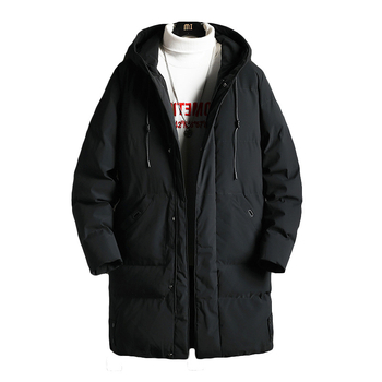 Χειμερινό μοντέρνο ανδρικό παλτό μεσαίου μήκους με κουκούλα και βαμβακερή επένδυση για παχύσαρκους. Νεανικό plus size plus size παχύ, ζεστό, ανθεκτικό στο κρύο, βαμβακερό παλτό για άνδρες.