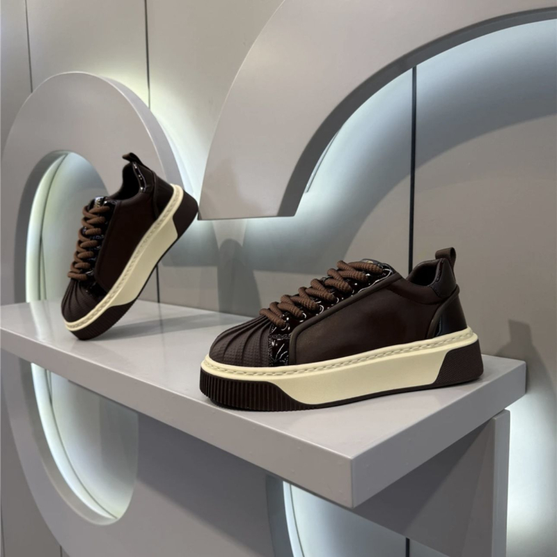 Мъжки обувки Kuaishou от същия стил, пролет/лято 2025, с мека подметка и връзки, кожени обувки с панели, модерни, универсални, ежедневни мъжки обувки с мека подметка