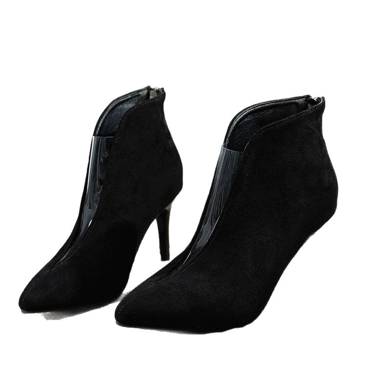 Ženske čizme s visokom petom, jesen i zima 2025., nove europske i američke izvozne velike veličine, moderne kratke čizme sa špicastim vrhom