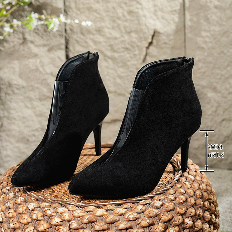 Ženske čizme s visokom petom, jesen i zima 2025., nove europske i američke izvozne velike veličine, moderne kratke čizme sa špicastim vrhom