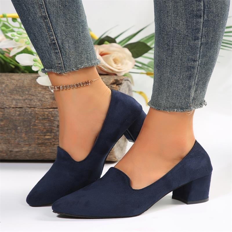 Prekogranične velike cipele od brušene kože s visokom petom za proljeće 2025., nove debele pete, plitke modne cipele s plitkom petom, profesionalne cipele, elegantne ravne cipele za žene
