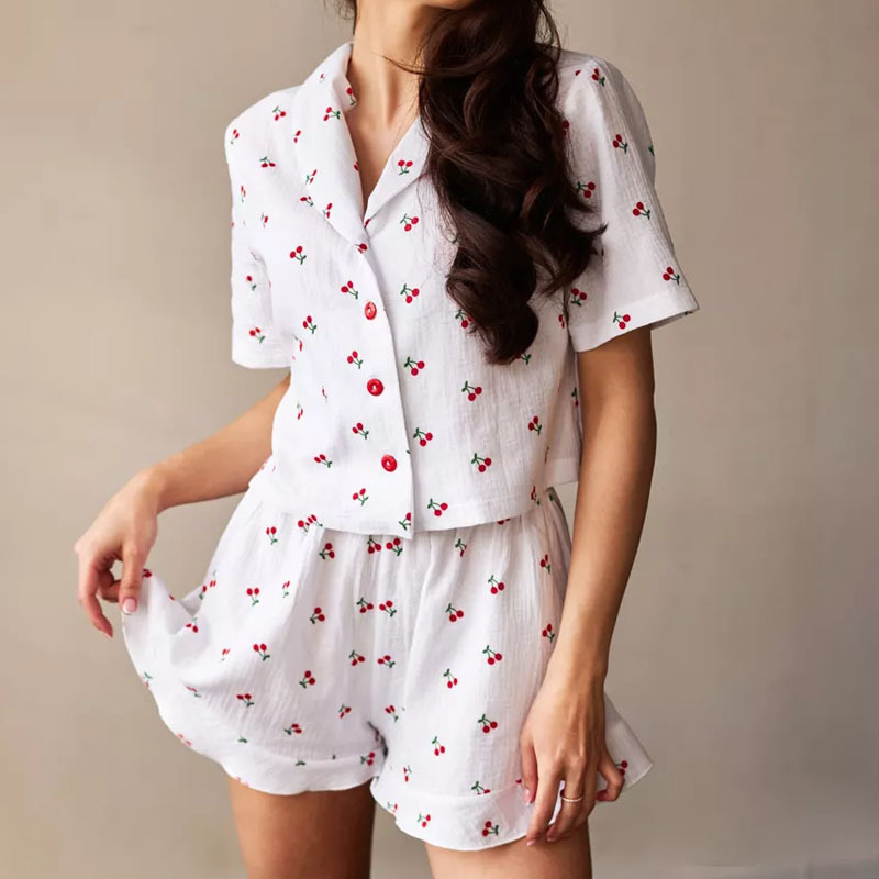 Europska i američka prekogranična opskrba pamučnom pređom od čistog pamuka, pidžame za žene, printane labave mekane kratke hlače s kratkim rukavima, ženske trešnjine reverne hlače