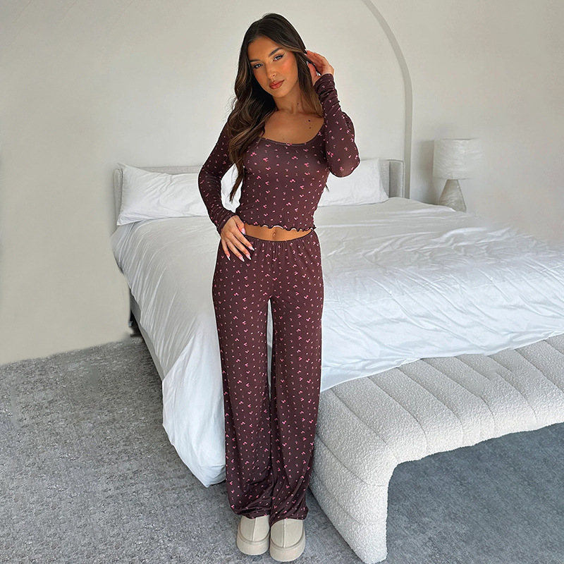 Set nou de două piese, confortabil, casual, cu imprimeu mic, cu urechi de lemn, și pantaloni cu talie strâmtă, primăvara 2025