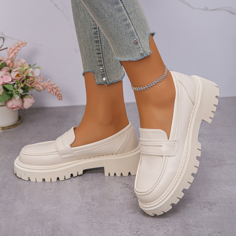 Britanske kožne cipele Proljeće i jesen 2025. Novi stil mokasinki, svestrane cipele s debelim potplatom, okrugli vrh, srednja peta, mali miris