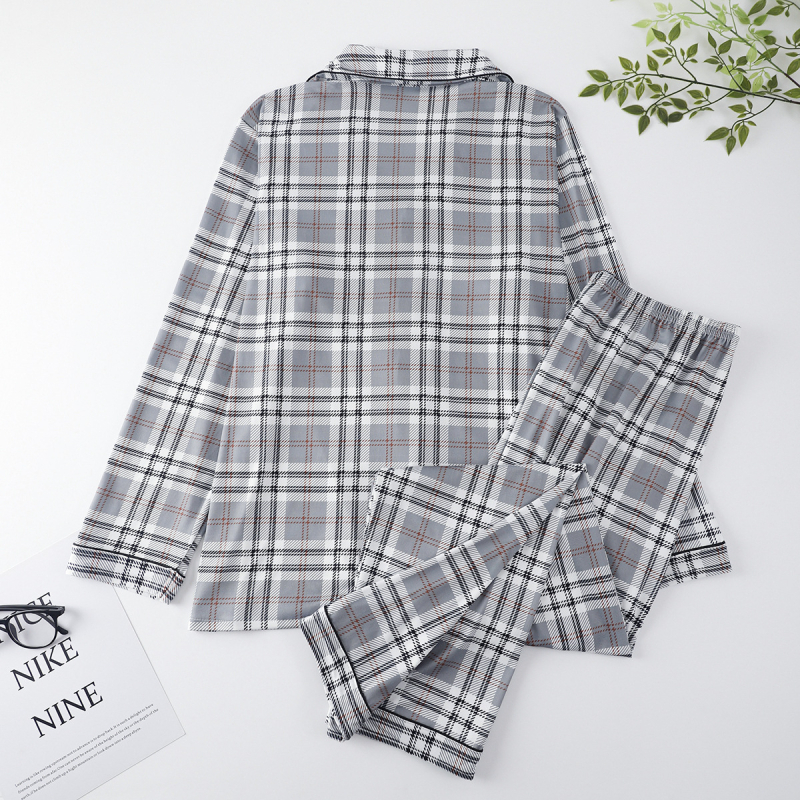 Vyriškas laisvas didelių dydžių megztinis su pižama, ilgomis rankovėmis, šviesiai pilkas, languotas pavasario ir rudens namų aprangos komplektas