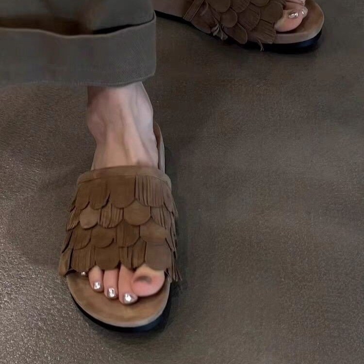 Versiune din piele moale ~ Pantofi de plajă în stil retro, cu ciucuri, cu vârf rotund și vârf deschis, papuci de plajă