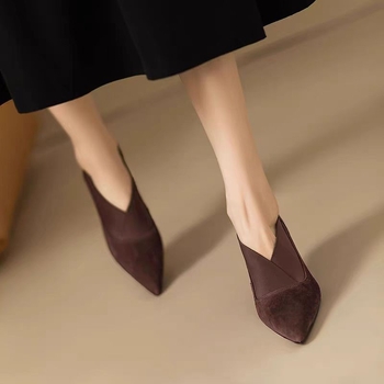 Γαλλικά ρετρό μυτερά μποτάκια με τακούνι στιλέτο για το φθινόπωρο και τον χειμώνα του 2024, ψηλοτάκουνα μποτάκια με ραφή και ελαστικό ντεγκραντέ για γυναίκες