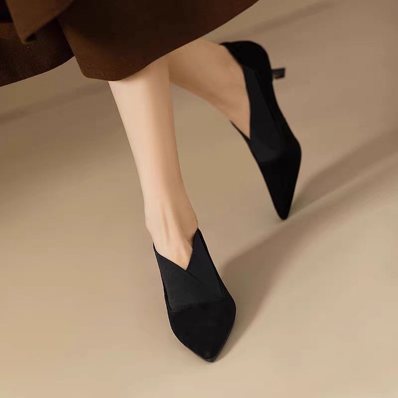 Francuske retro gležnjače s šiljastom štiklom za jesen i zimu 2024., gležnjače s mačjom petom, prošivene rastezljive visoke pete za žene