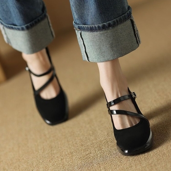 Γυναικεία παπούτσια French Square Head Mary Jane για την άνοιξη του 2025, νέα, ψηλοτάκουνα παπούτσια με χοντρό τακούνι και σταυρωτή ζώνη για εξωτερική χρήση.