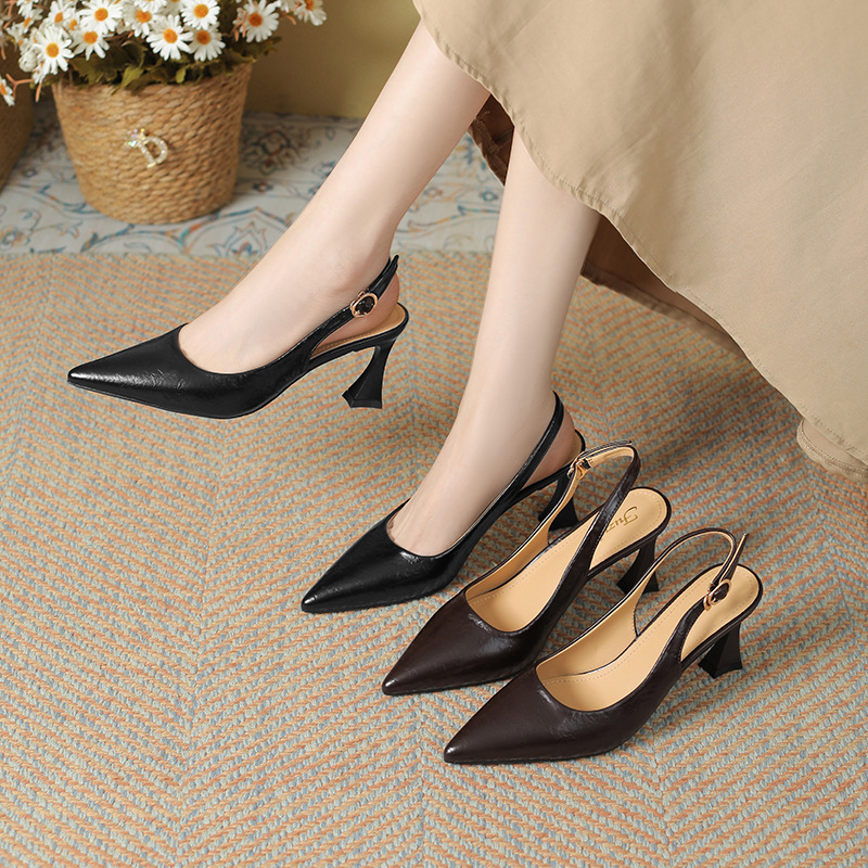 Moderne cipele s visokom petom 2025., nove ljetne štikle s remenom i špicastim prstima, retro Baotou sandale s šupljim stražnjim dijelom za žene